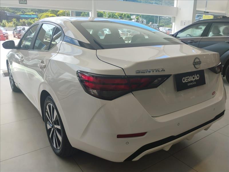 Nissan-SENTRA-2.0 16V Advance