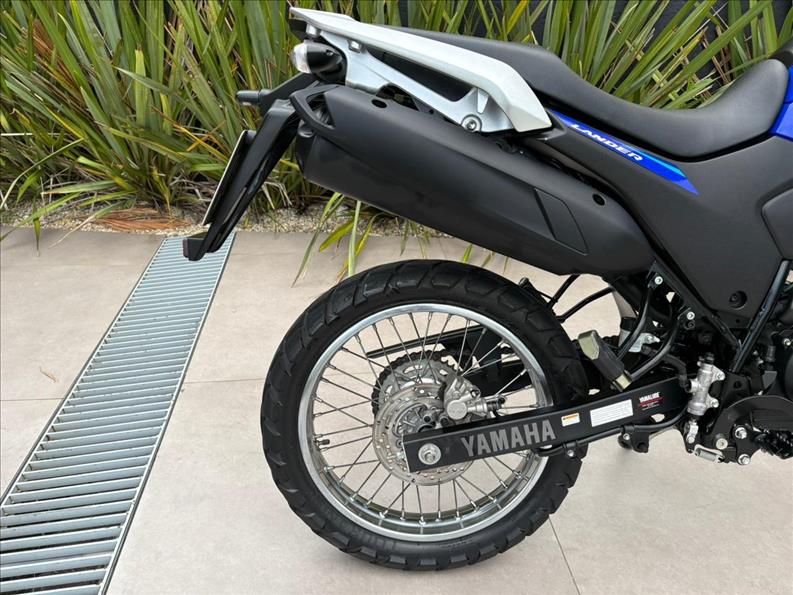 YAMAHA-XTZ 250 LANDER-