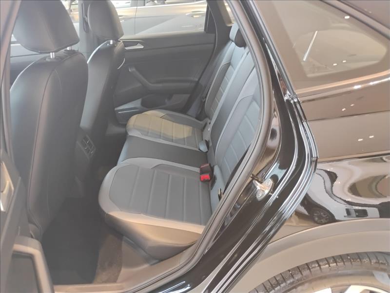 VW - Volkswagen-NIVUS-1.0 200 TSI Highline