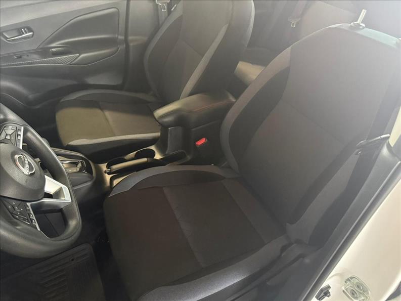 Nissan-VERSA-1.6 16V Advance