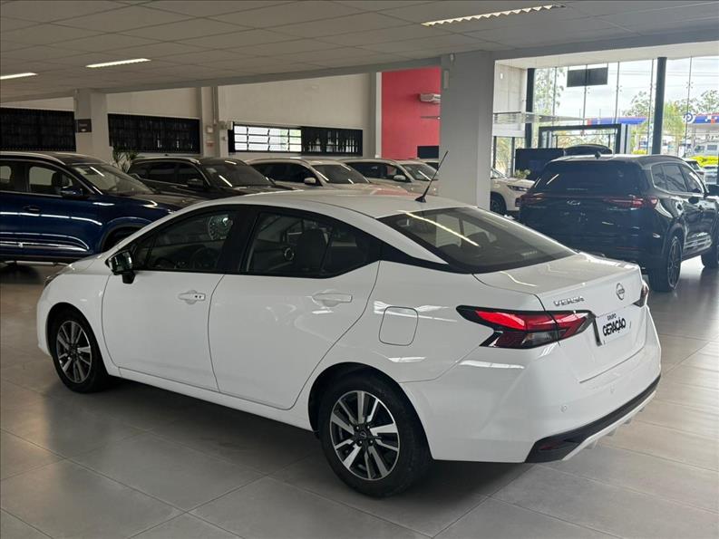 Nissan-VERSA-1.6 16V Advance