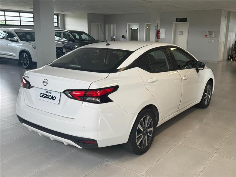 Nissan-VERSA-1.6 16V Advance