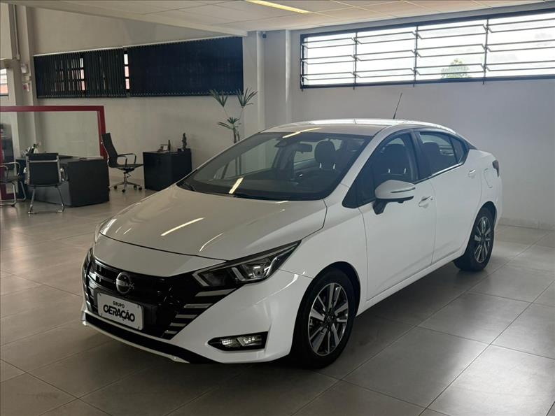 Nissan-VERSA-1.6 16V Advance