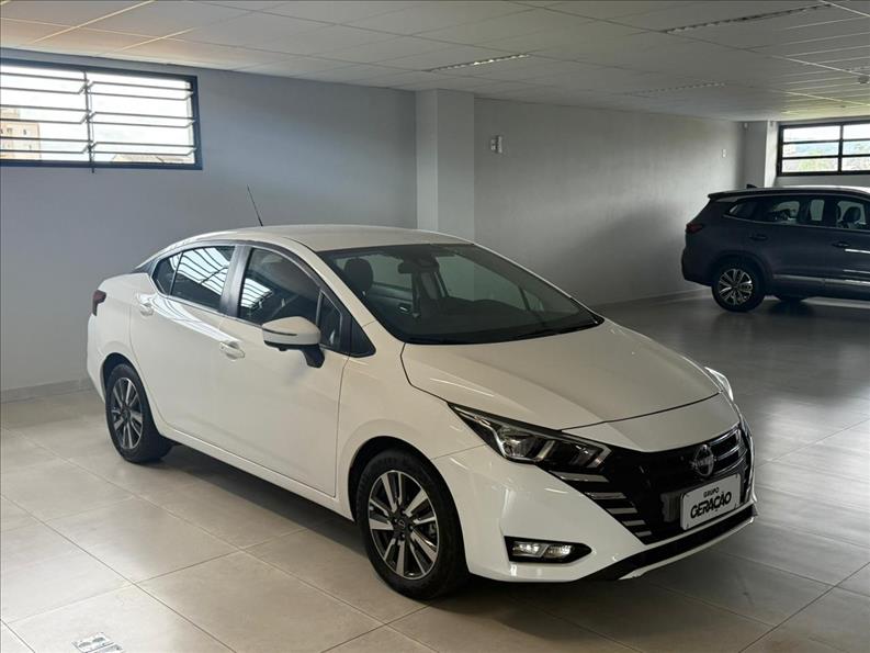 Nissan-VERSA-1.6 16V Advance