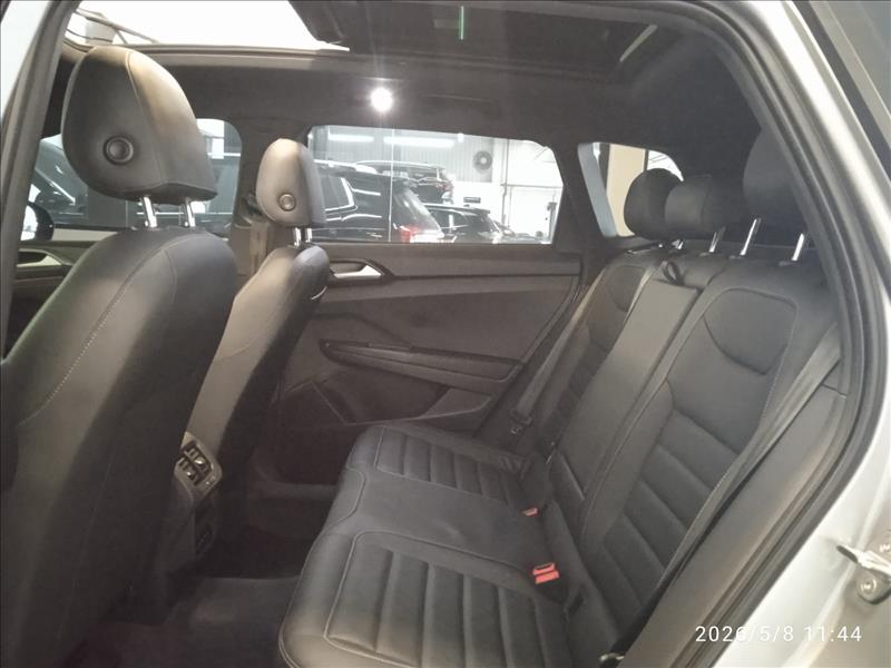 VW - Volkswagen-TAOS-1.4 250 TSI Highline