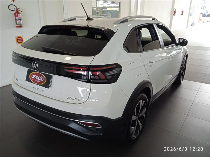 Volkswagen-NIVUS-1.0 200 TSI Highline