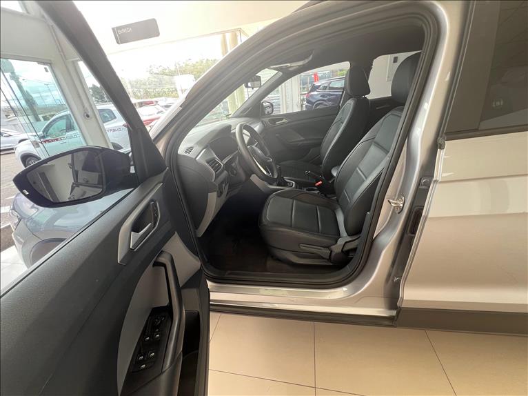 VW - Volkswagen-T-CROSS-1.0 200 TSI