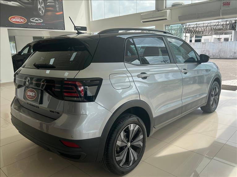 VW - Volkswagen-T-CROSS-1.0 200 TSI