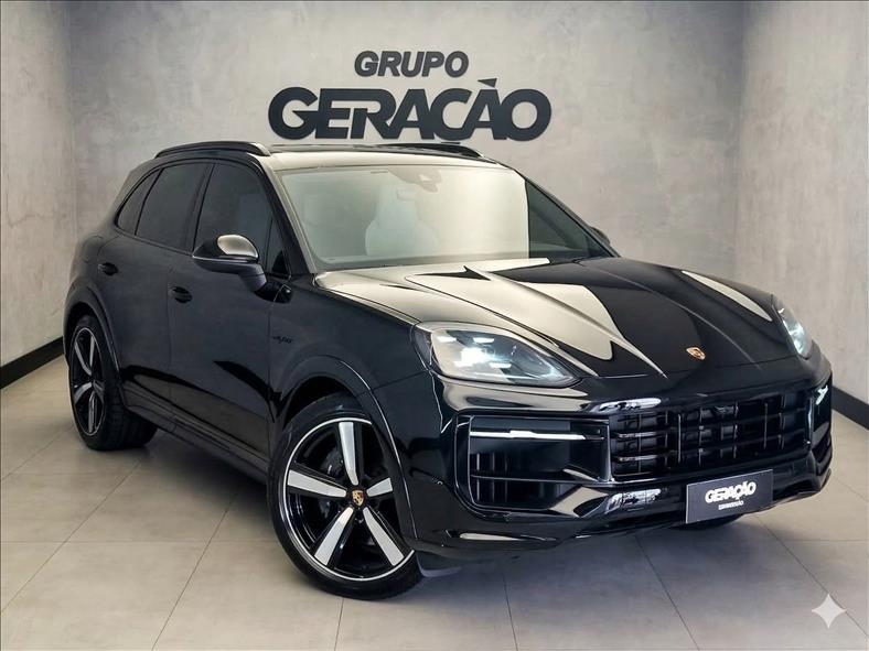 3.0 V6 E-hybrid AWD S