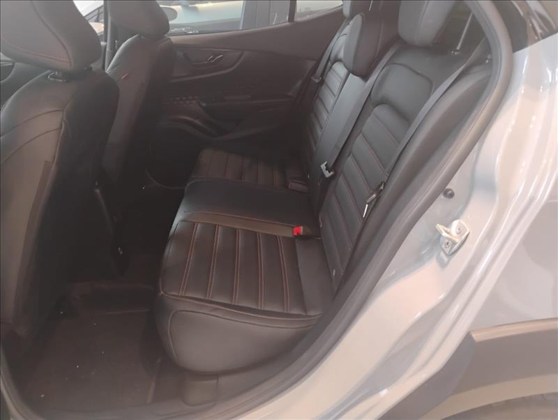 Fiat-PULSE-1.3 Turbo 270 Abarth