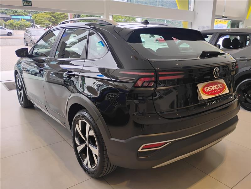 Volkswagen-NIVUS-1.0 200 TSI Highline