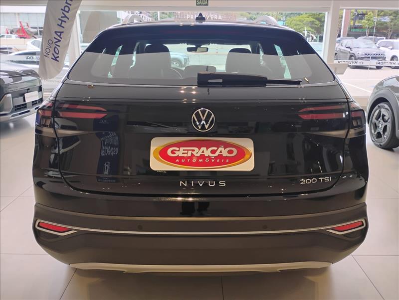 Volkswagen-NIVUS-1.0 200 TSI Highline