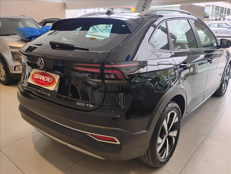 Volkswagen-NIVUS-1.0 200 TSI Highline