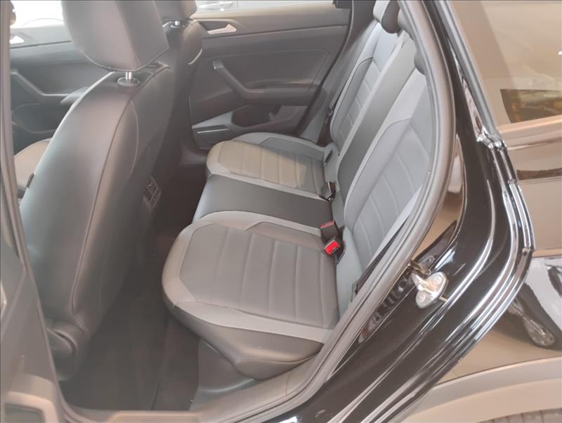 Volkswagen-NIVUS-1.0 200 TSI Highline