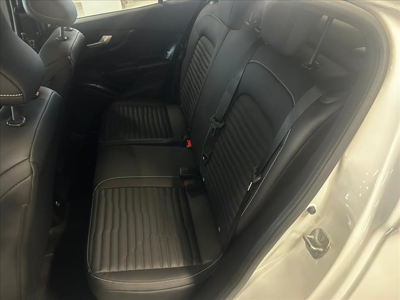 Fiat-FASTBACK-1.0 Turbo 200 Impetus