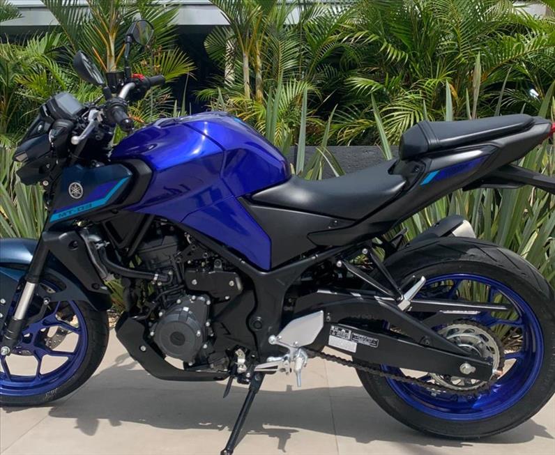 YAMAHA-MT-03-