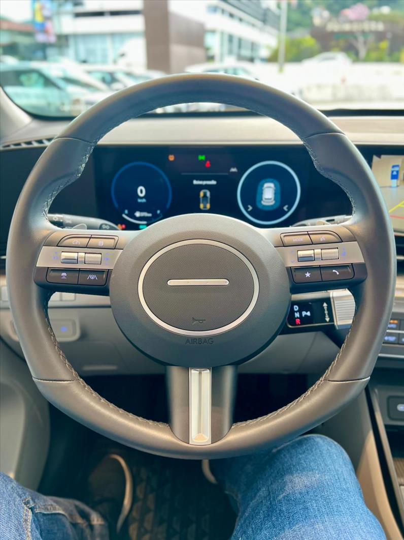 Hyundai-KONA-1.6 GDI HEV Signature