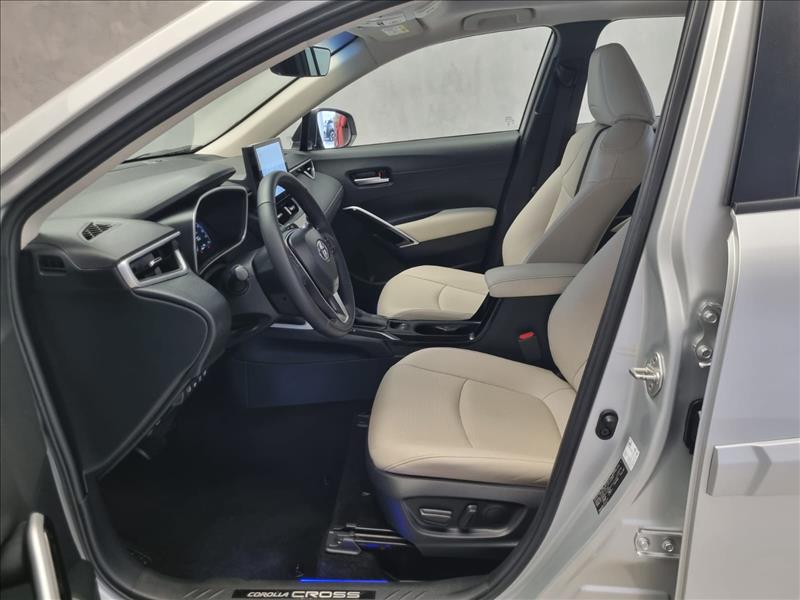 Toyota-COROLLA CROSS-2.0 Vvt-ie XRX