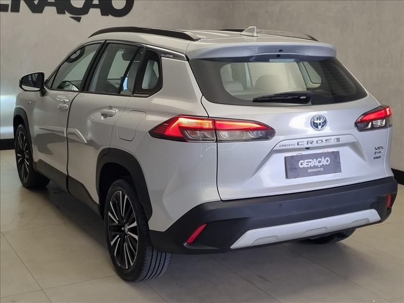 Toyota-COROLLA CROSS-2.0 Vvt-ie XRX