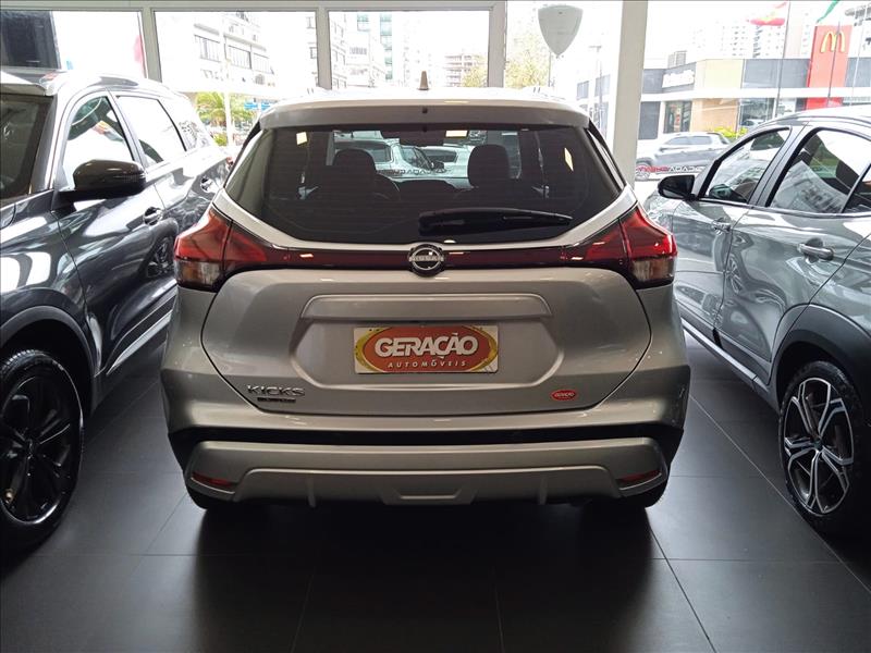 Nissan-KICKS PLAY-1.6 16vstart Advance Plus