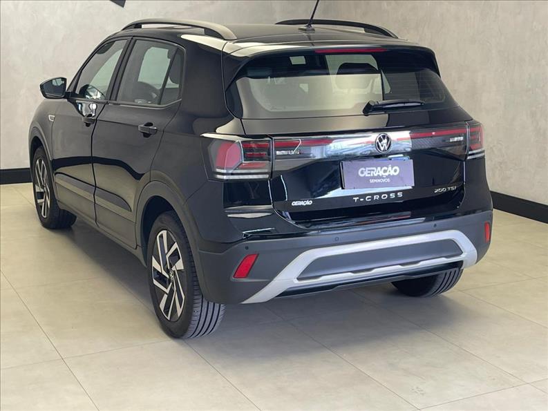 VW - Volkswagen-T-CROSS-1.0 200 TSI Comfortline