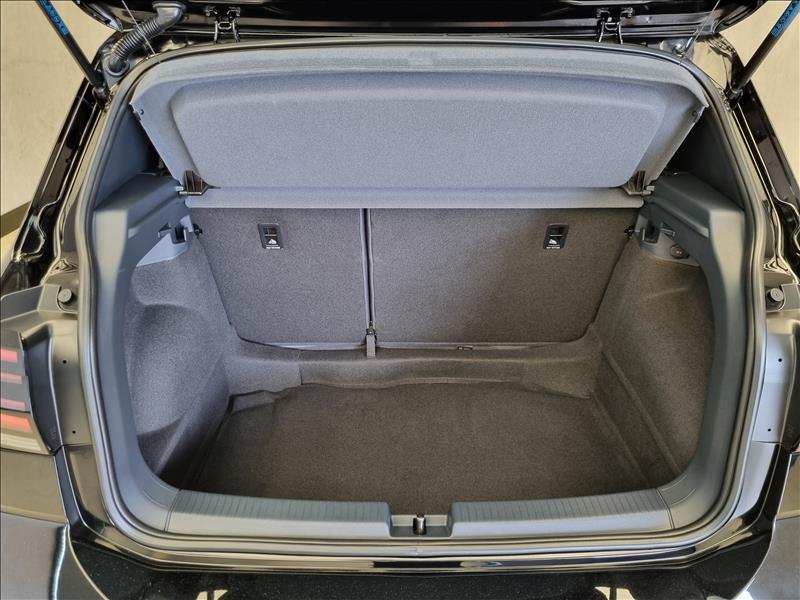 VW - Volkswagen-T-CROSS-1.0 200 TSI Comfortline