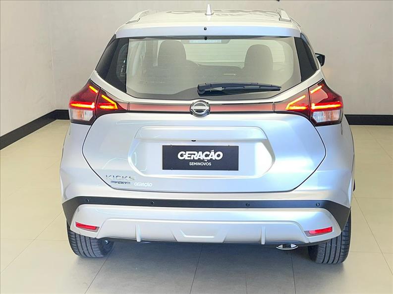 Nissan-KICKS PLAY-1.6 16vstart Sense