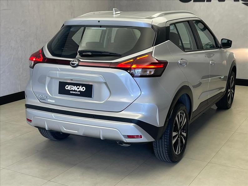 Nissan-KICKS PLAY-1.6 16vstart Sense