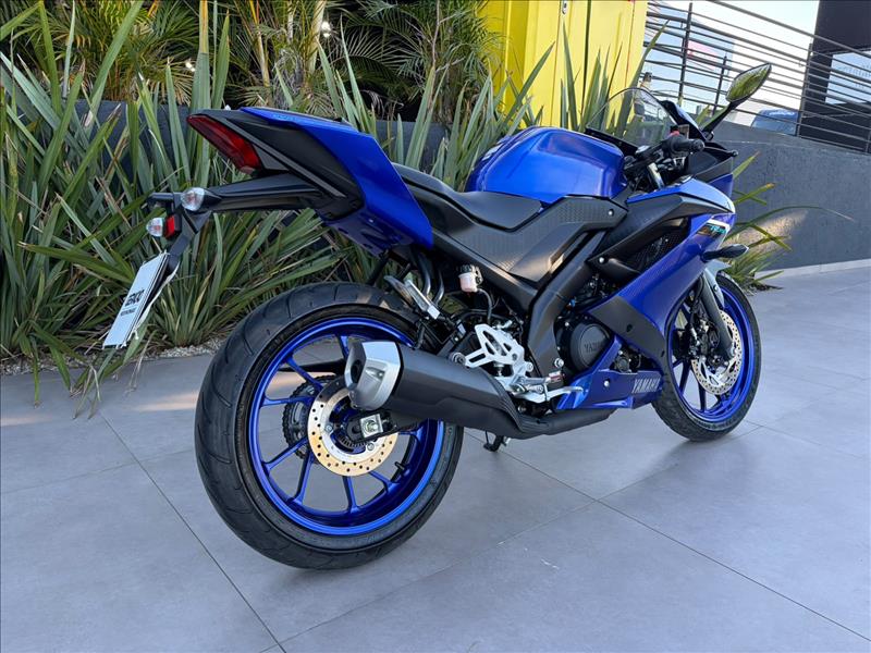 YAMAHA-YZF R15-