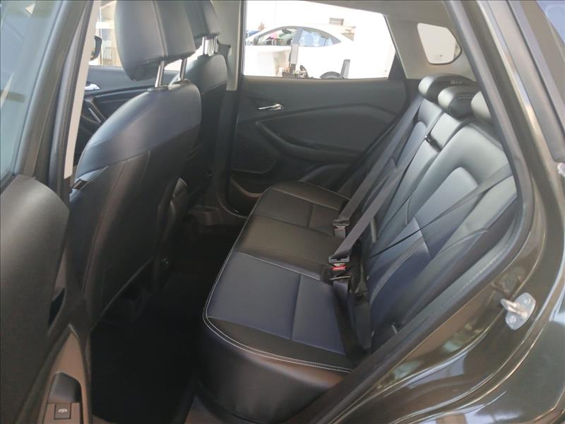 GM - Chevrolet-TRACKER-1.2 Turbo Premier