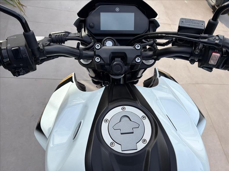 YAMAHA-FZ25 FAZER ABS-