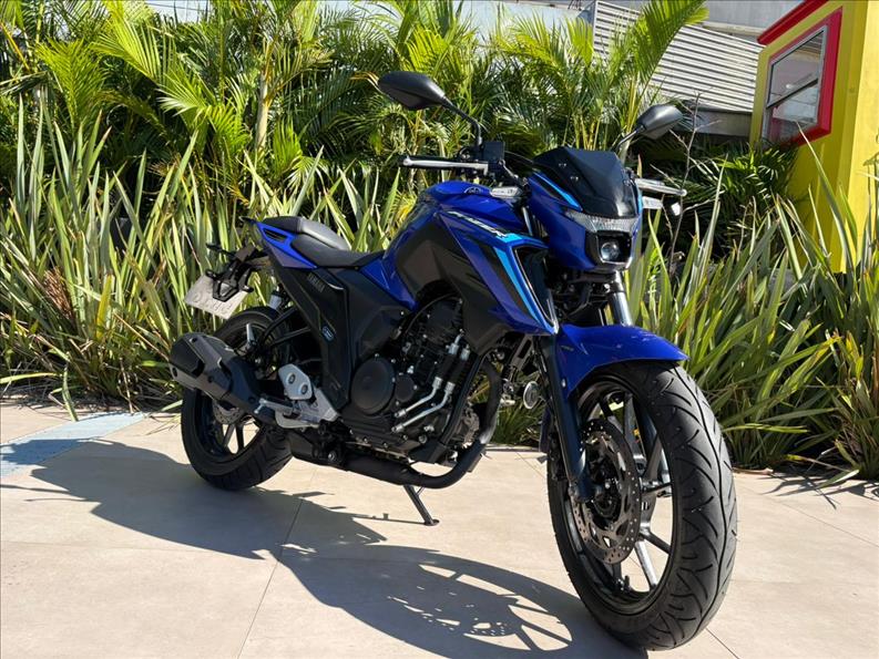 YAMAHA-FZ25 FAZER-