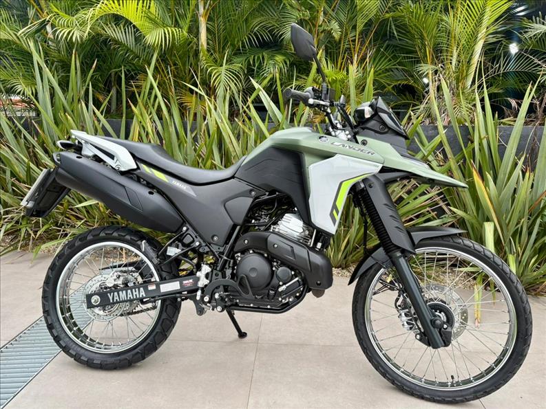 YAMAHA-XTZ 250 LANDER CONNECTED-