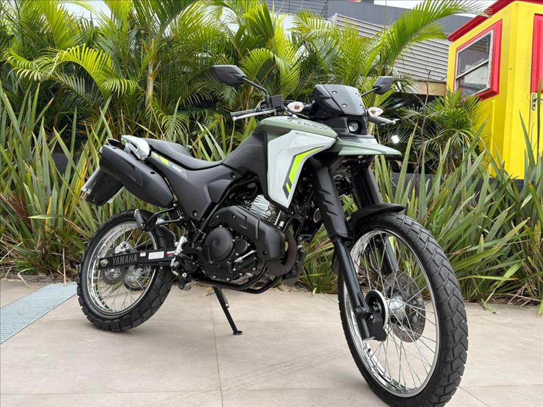 YAMAHA-XTZ 250 LANDER CONNECTED-