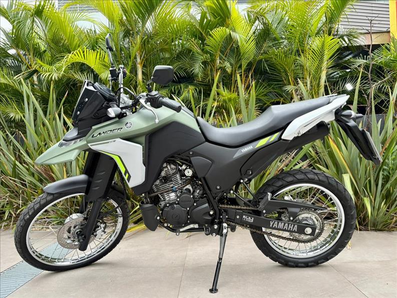 YAMAHA-XTZ 250 LANDER CONNECTED-