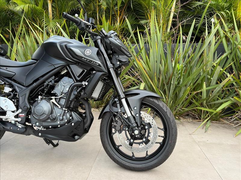 YAMAHA-MT-03-