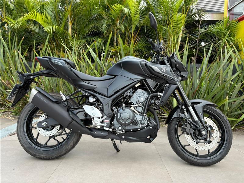 YAMAHA-MT-03-