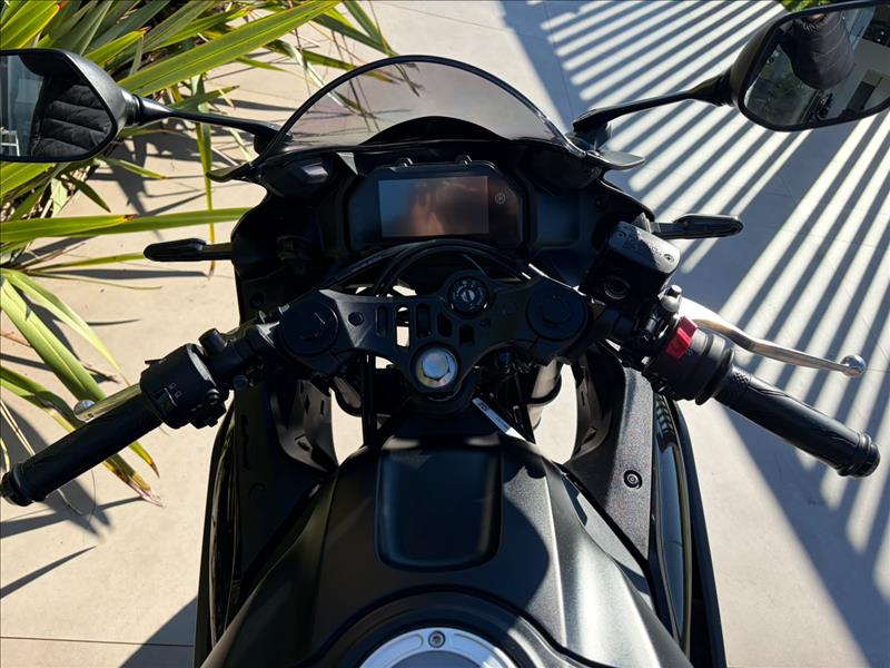 YAMAHA-YZF-R3-