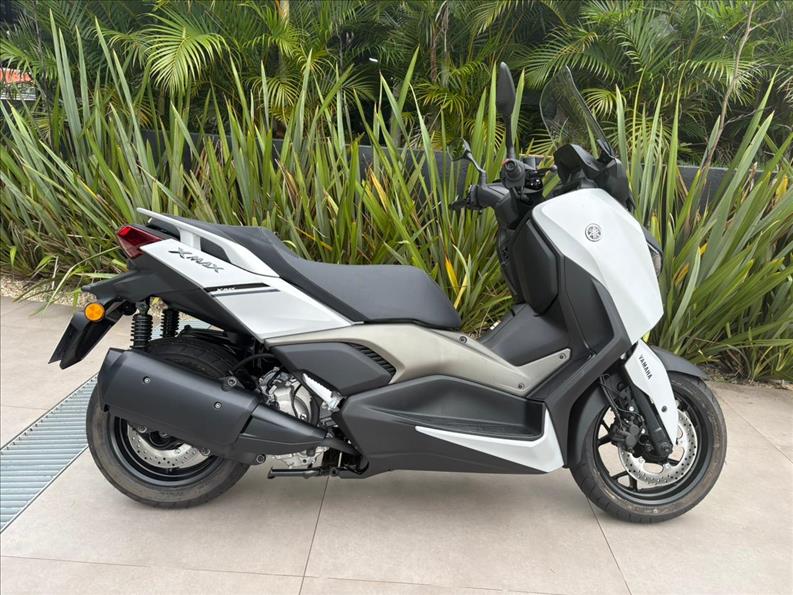 YAMAHA-XMAX 250 CONNECTED ABS-
