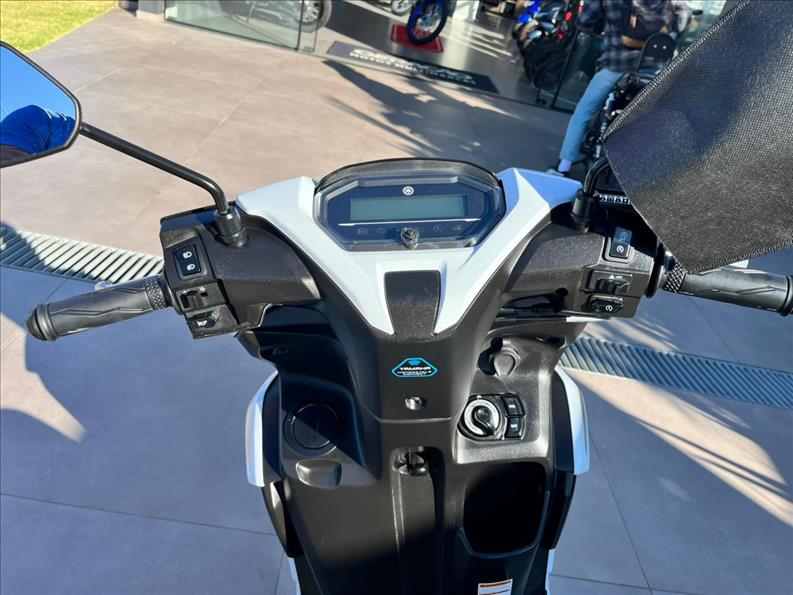 YAMAHA-FLUO 125 HYBRID CONNECTED ABS-