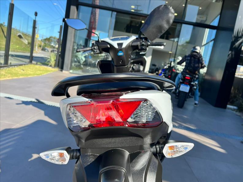 YAMAHA-FLUO 125 HYBRID CONNECTED ABS-