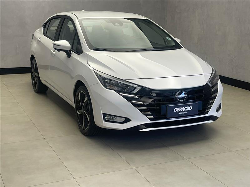 Nissan-VERSA-1.6 16V Exclusive