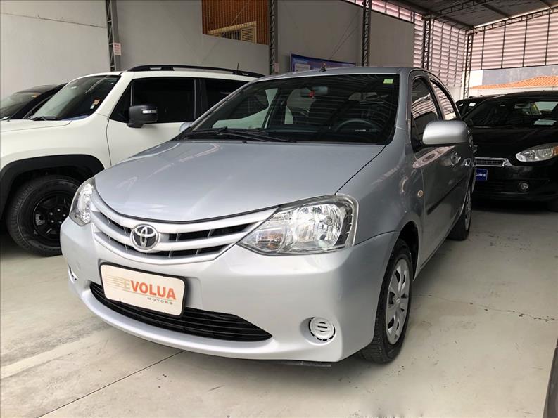 TOYOTA ETIOS 1.3 XS 16V