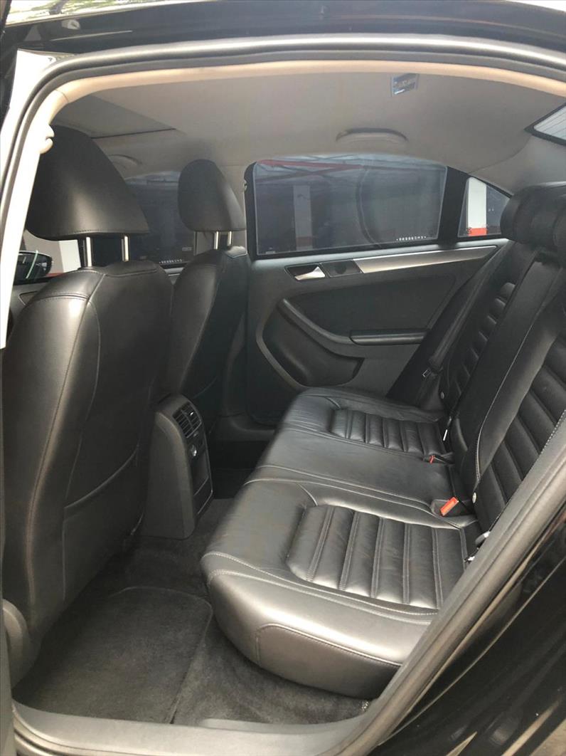 VOLKSWAGEN JETTA 2.0 TSI Highline 211cv