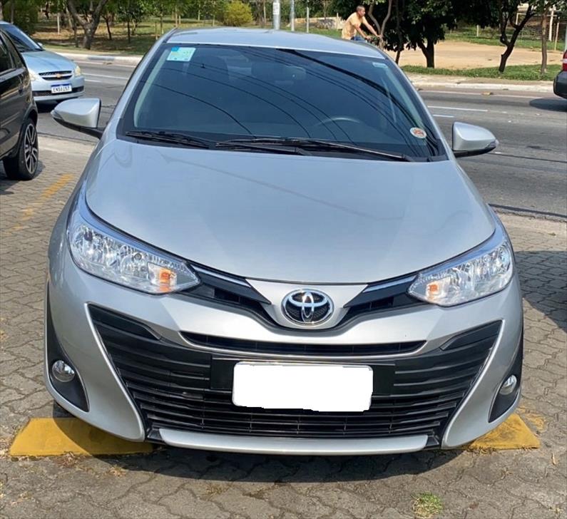  YARIS 