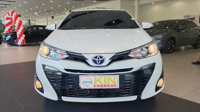  YARIS 