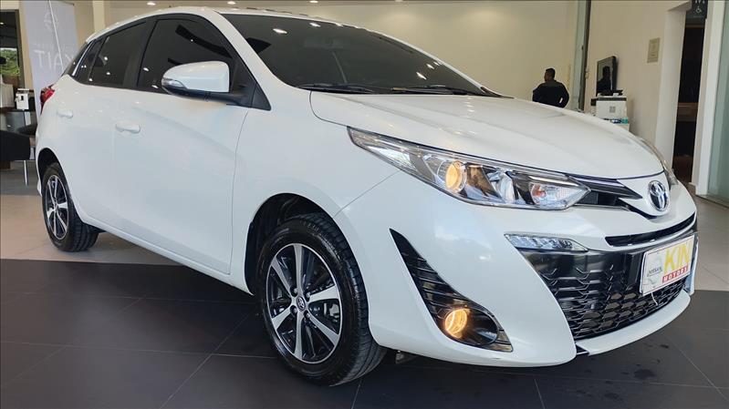  YARIS 
