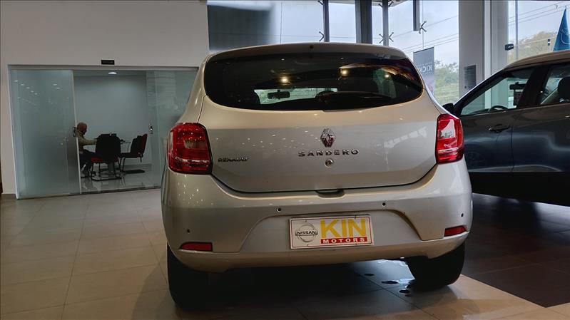  SANDERO 