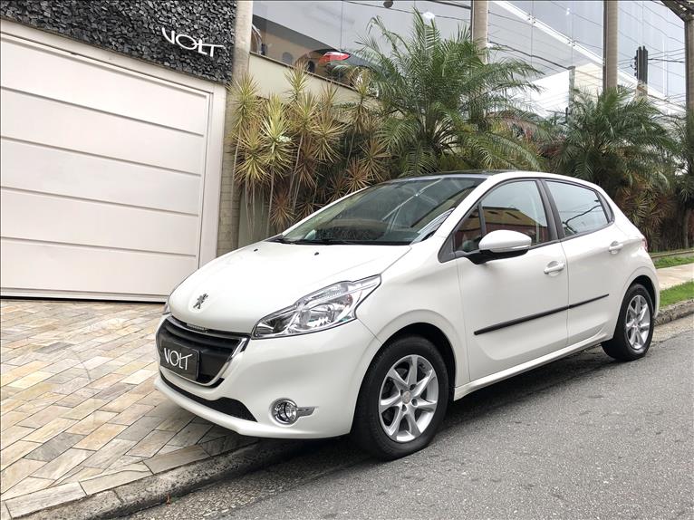 PEUGEOT 208 1.5 Allure 8V