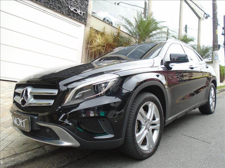 MERCEDES-BENZ GLA 200 1.6 CGI Vision 16V Turbo